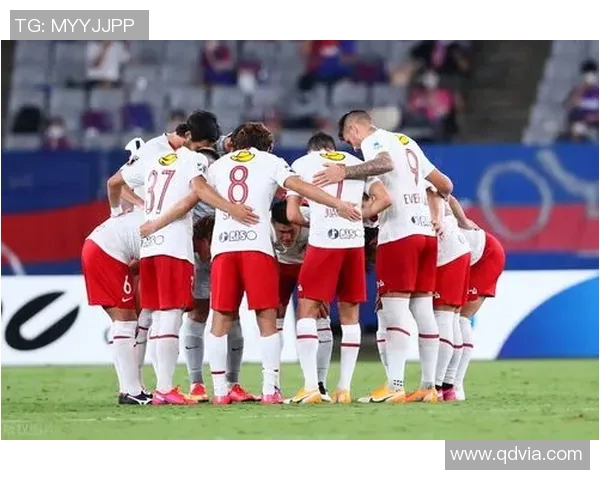 鹿角鹿岛与湘南海洋的激烈对决展现足球魅力与团队精神的巅峰对抗